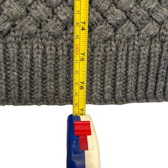 Banana Republic Two Tone Basket Weave Chunky Knit Scarf -77” long - Picture 5 of 7